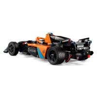 NEOM McLaren Formula E racewagen (42169)