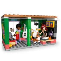 LEGO 42653 Muziekwinkel en Appartement