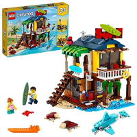  LEGO 31118 Creator 3-in-1 Surfer Strandhuis, Vuurtoren en Zomerhuis met Zwembat, Speelgoed voor Kinderen van 8 Jaar en Ouder